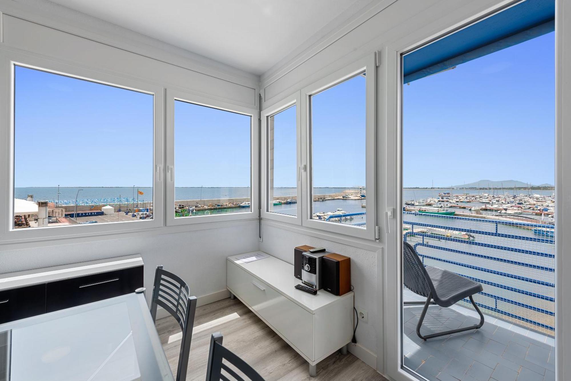 Vora Port Apartment L'Ampolla Bagian luar foto